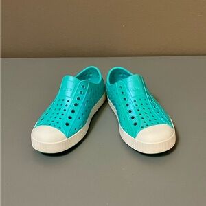 Native Jefferson Child Bling Shoes, Sparkly Light Teal - Size C11 (EUC)